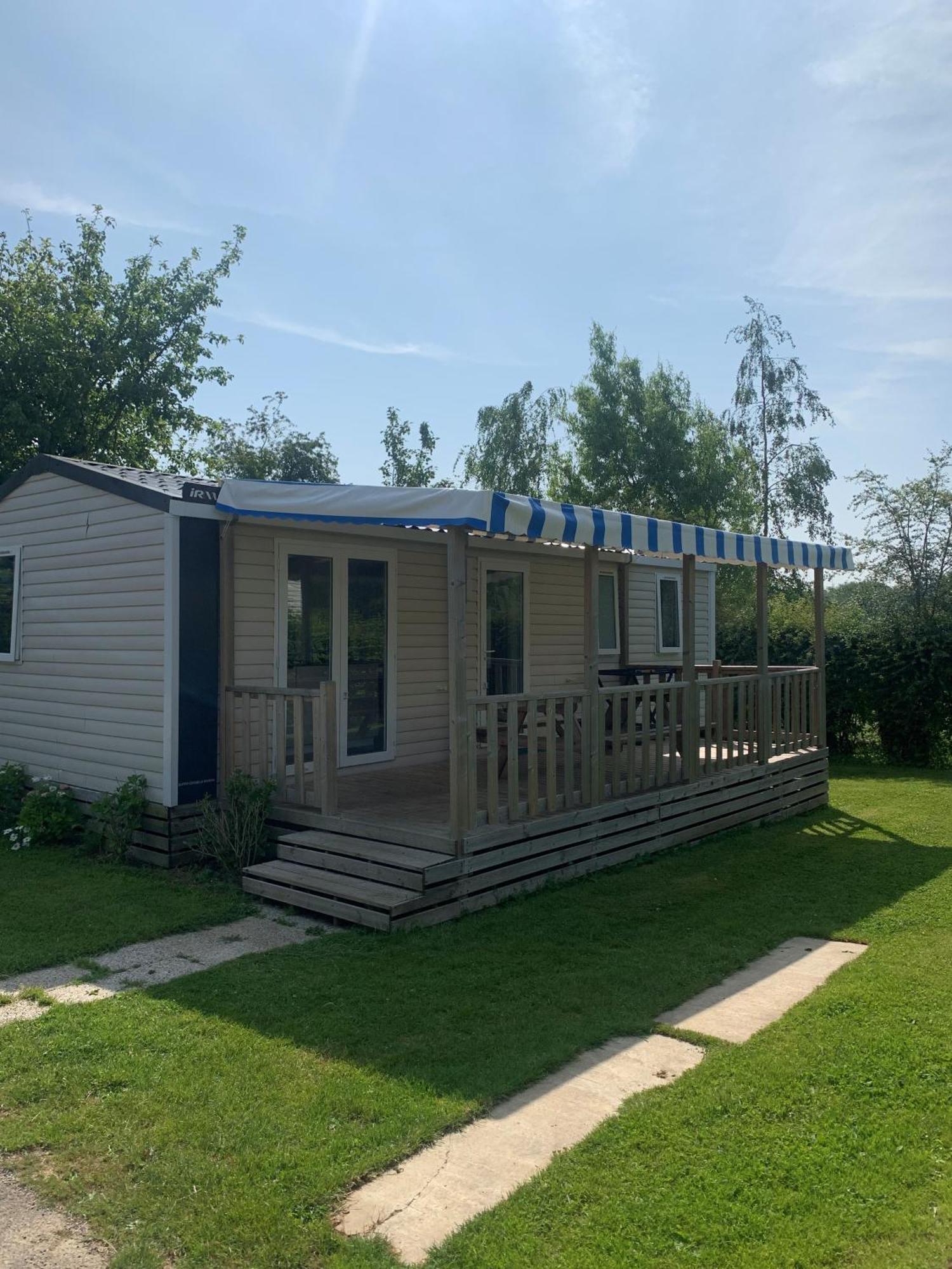 Camping Pommiers Des Trois Pays Licques Exteriér fotografie