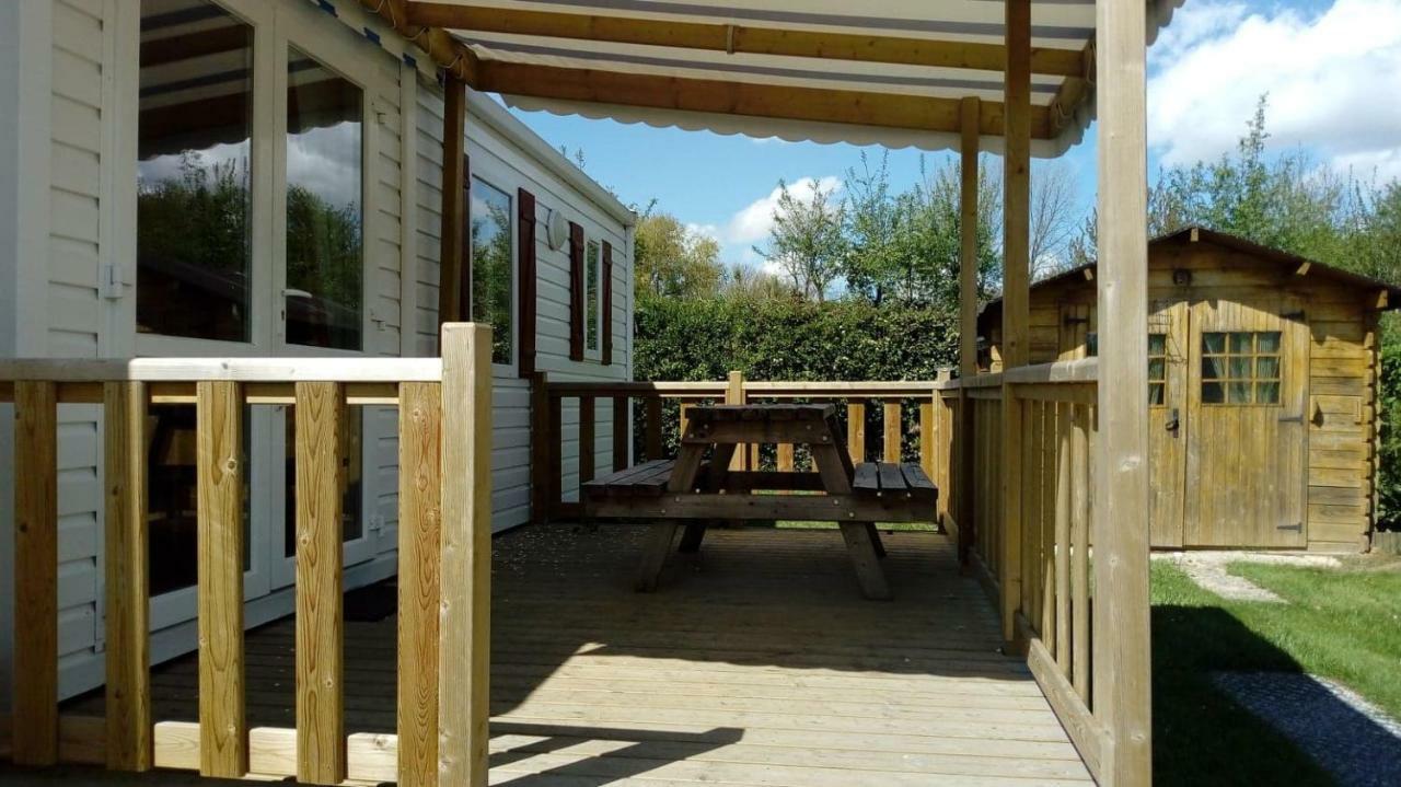 Camping Pommiers Des Trois Pays Licques Exteriér fotografie